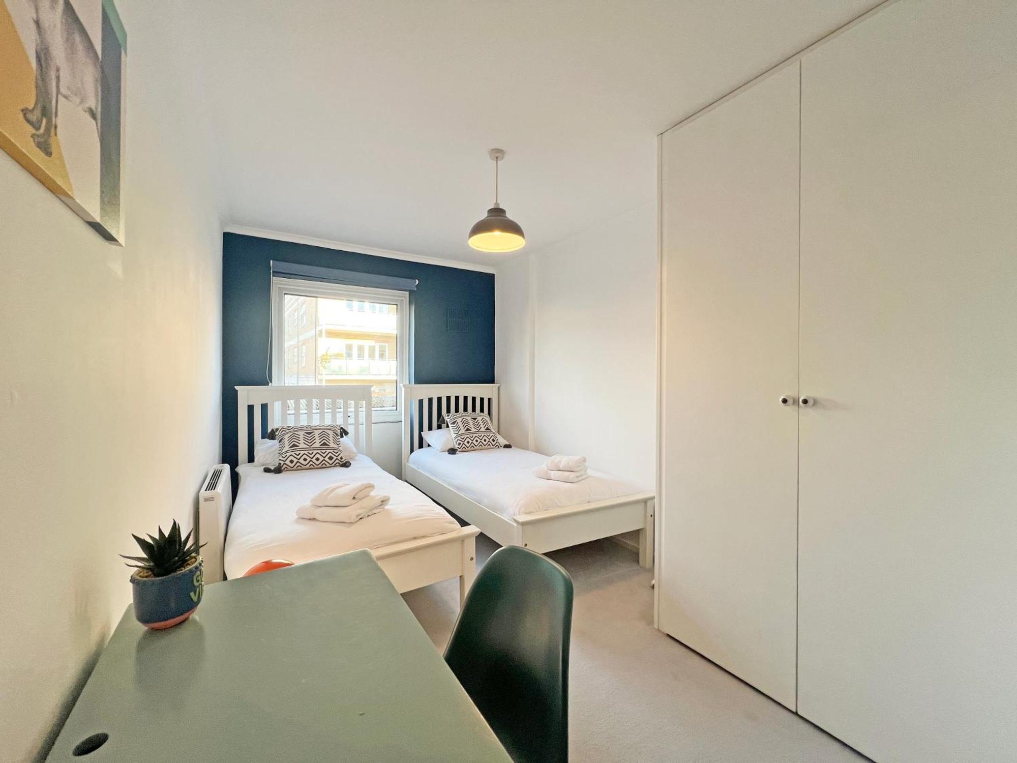 Beautiful Windsor 2 Bed, Perfect Location, 5 Mins Walk To Centre, Free Parking, Legoland, Ascotアパートメント エクステリア 写真